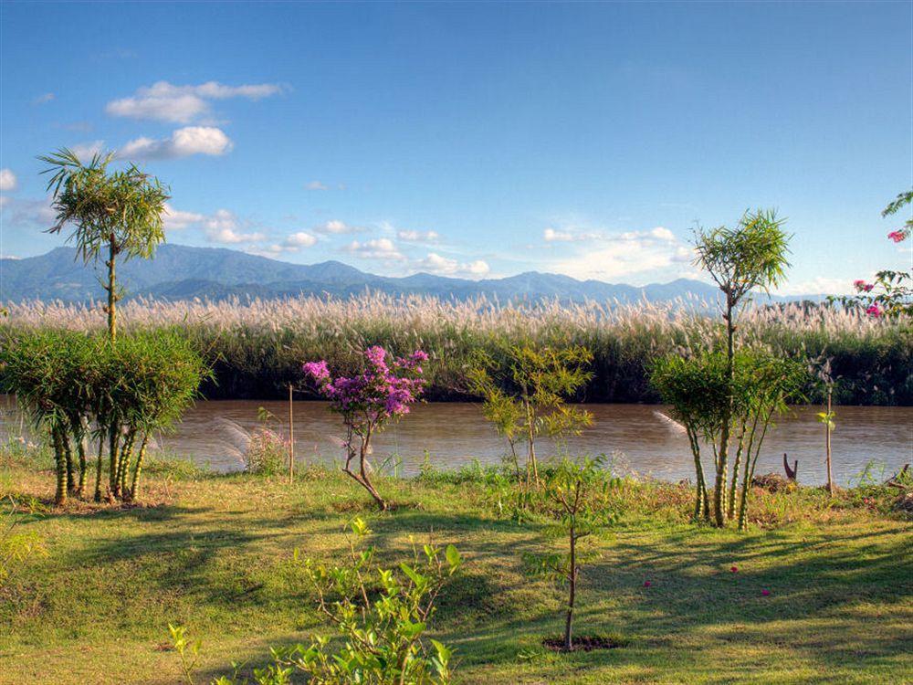 Maekok River Village Resort Meaj Kültér fotó